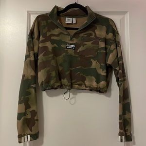 Adidas Camo Crop Top Size Small